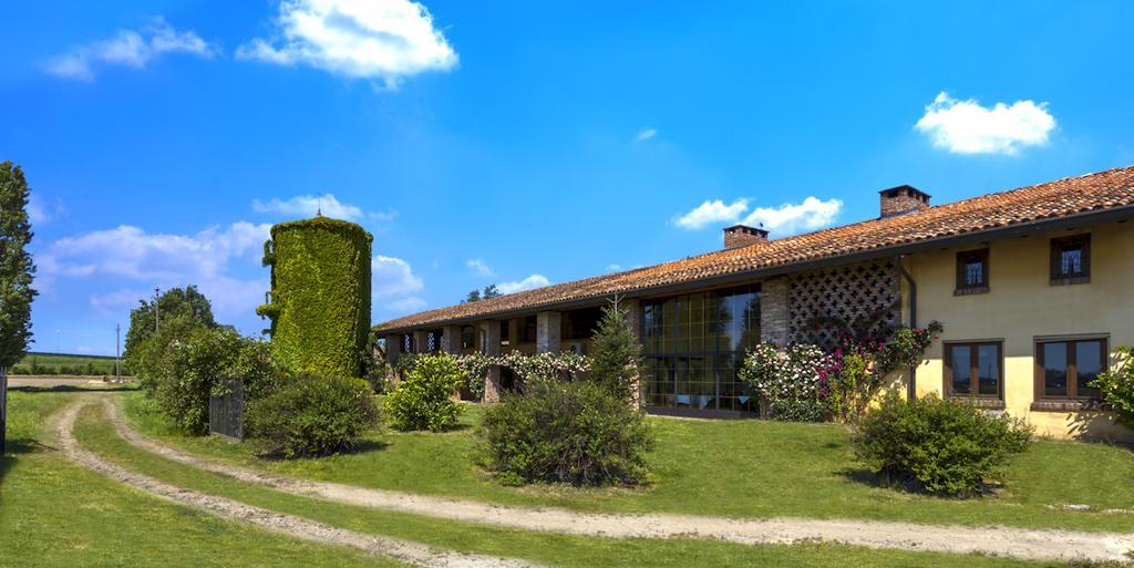 Agriturismo Cascina Marzana Hotel Павия Екстериор снимка